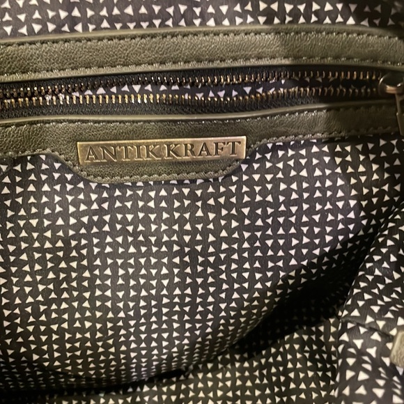 Shoulder bag - Picture 6 of 9